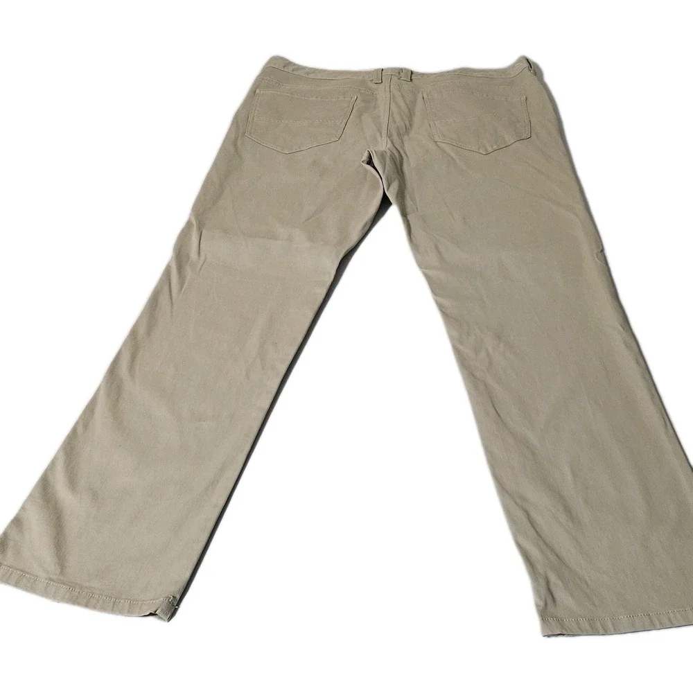 Tommy Bahamas men's chino pants sz 38x31 EUC  Stretch‎